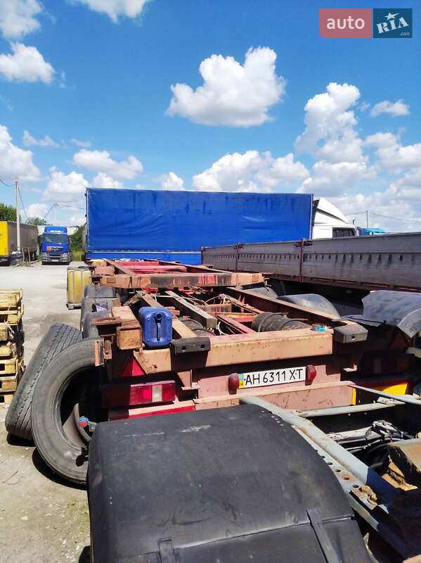 Контейнеровоз полуприцеп Dennison 40 FT 2001 в Черкассах