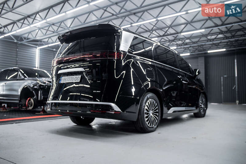 Минивэн Denza D9 2024 в Киеве фото 11 Минивэн Denza D9 2024 в Киеве