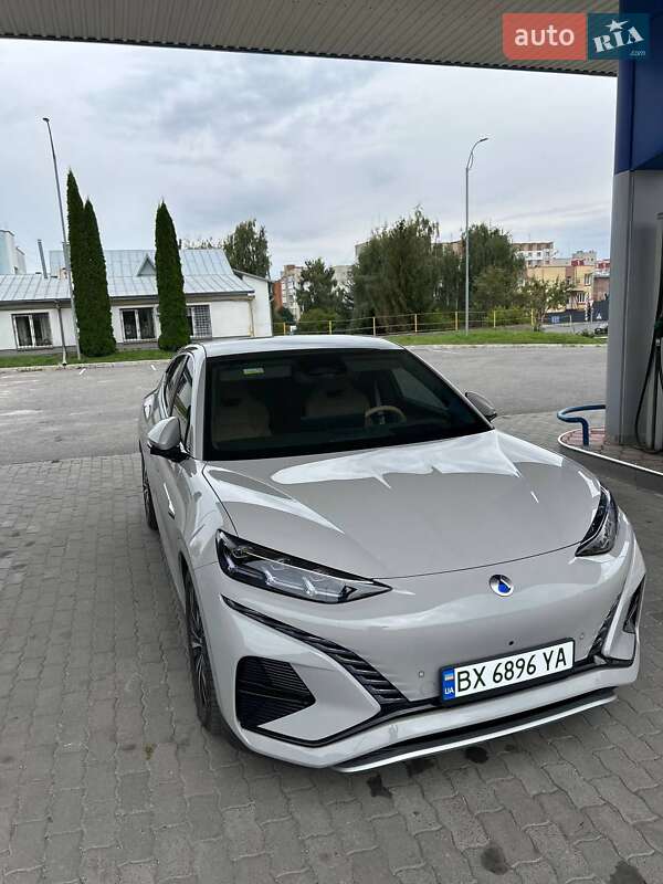 Внедорожник / Кроссовер Denza N7 2023 в Хмельницком