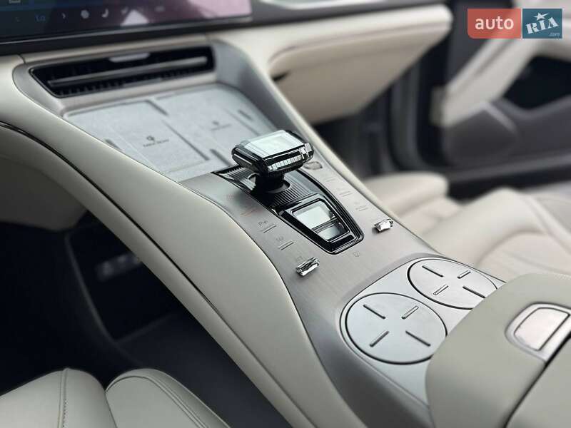 Внедорожник / Кроссовер Denza N7 2024 в Киеве фото 47 Внедорожник / Кроссовер Denza N7 2024 в Киеве