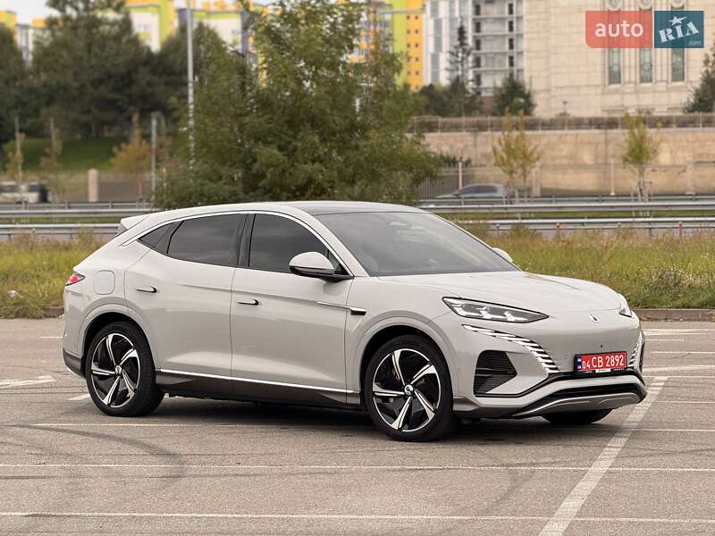 Позашляховик / Кросовер Denza N7 2023 в Києві