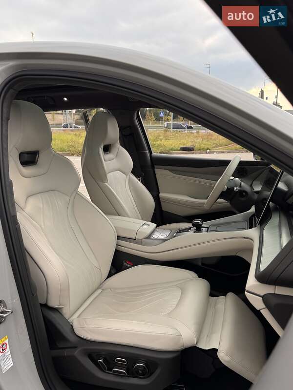 Позашляховик / Кросовер Denza N7 2023 в Києві