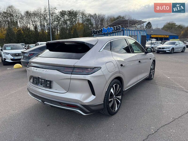 Позашляховик / Кросовер Denza N7 2023 в Львові фото 13 Позашляховик / Кросовер Denza N7 2023 в Львові