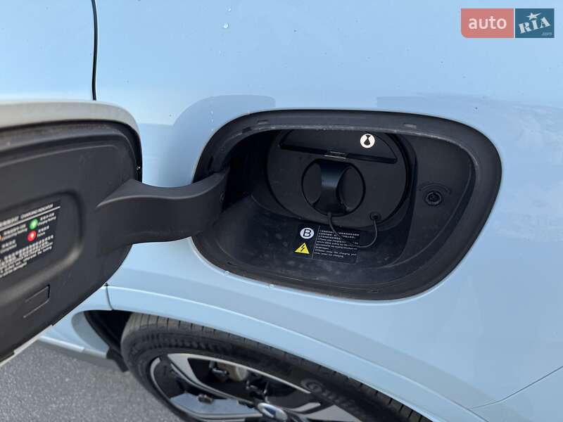 Позашляховик / Кросовер Denza N7 2023 в Києві фото 26 Позашляховик / Кросовер Denza N7 2023 в Києві