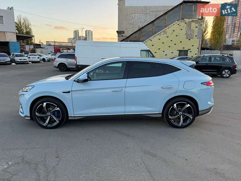 Позашляховик / Кросовер Denza N7 2023 в Києві фото 6 Позашляховик / Кросовер Denza N7 2023 в Києві