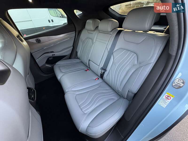 Позашляховик / Кросовер Denza N7 2023 в Києві фото 24 Позашляховик / Кросовер Denza N7 2023 в Києві