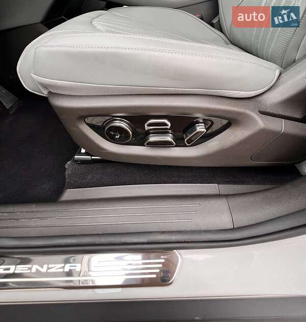 Позашляховик / Кросовер Denza N7 2025 в Дніпрі фото 10 Позашляховик / Кросовер Denza N7 2025 в Дніпрі