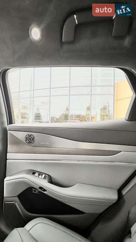 Позашляховик / Кросовер Denza N7 2025 в Дніпрі фото 17 Позашляховик / Кросовер Denza N7 2025 в Дніпрі