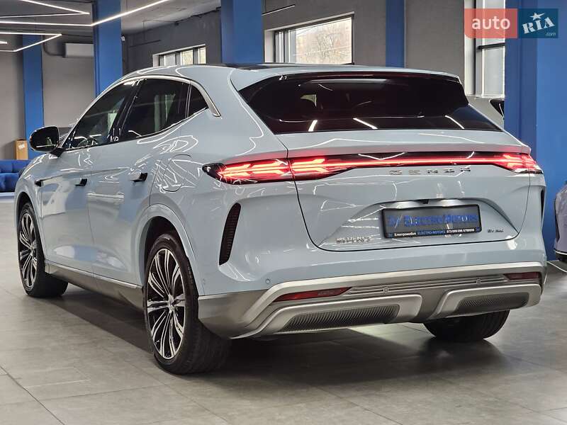 Позашляховик / Кросовер Denza N7 2023 в Дніпрі