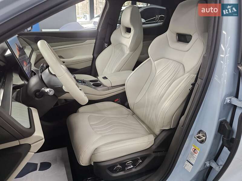 Позашляховик / Кросовер Denza N7 2023 в Дніпрі