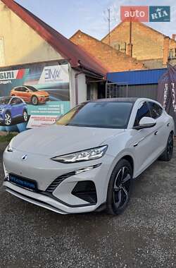 Фастбэк Denza N7 2023 в Ужгороде