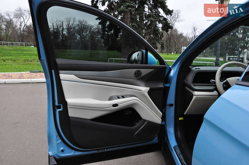 Хэтчбек Denza N7 2024 в Одессе фото 11 Хэтчбек Denza N7 2024 в Одессе