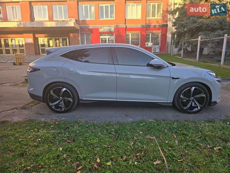 Внедорожник / Кроссовер Denza N7 2023 в Хмельницком