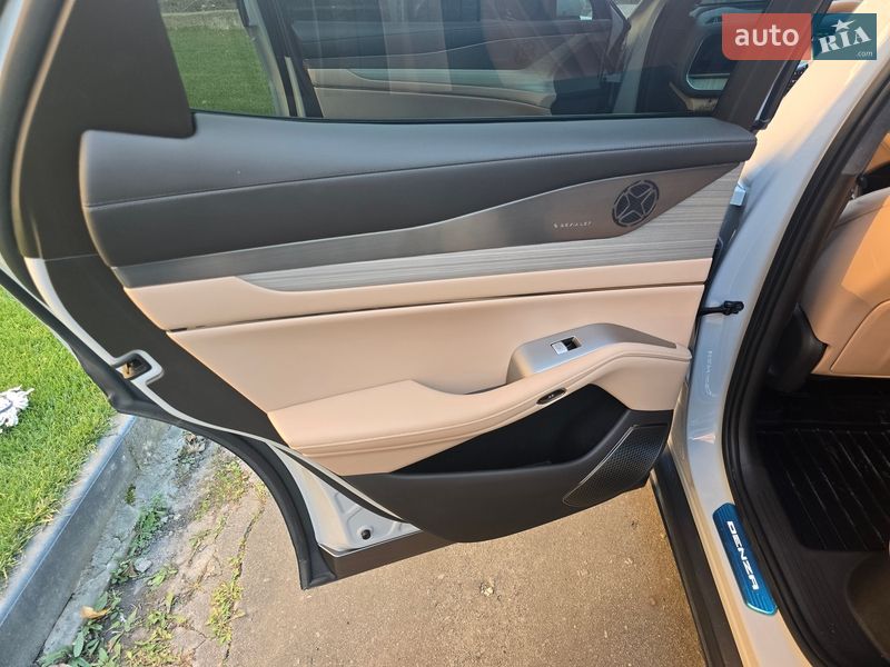 Внедорожник / Кроссовер Denza N7 2023 в Хмельницком