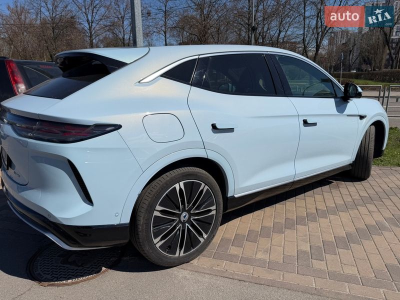 Позашляховик / Кросовер Denza N7 2024 в Києві фото 7 Позашляховик / Кросовер Denza N7 2024 в Києві