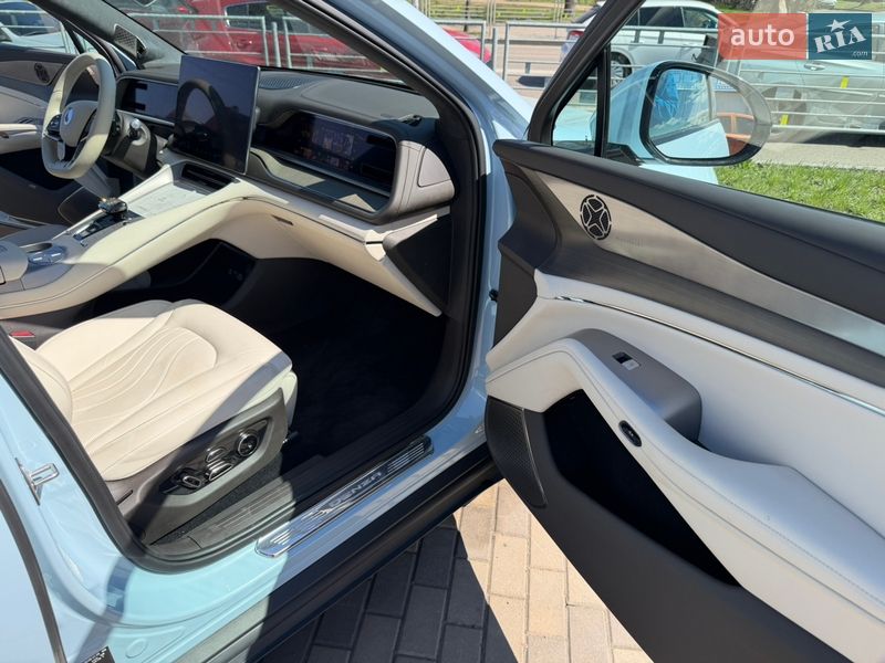 Позашляховик / Кросовер Denza N7 2024 в Києві фото 42 Позашляховик / Кросовер Denza N7 2024 в Києві