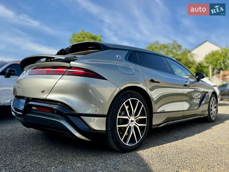Лифтбек Denza Z9 GT 2024 в Ужгороде