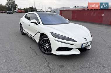 Универсал Denza Z9 GT 2024 в Киеве