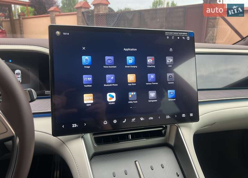 Ліфтбек Denza Z9 GT 2024 в Львові