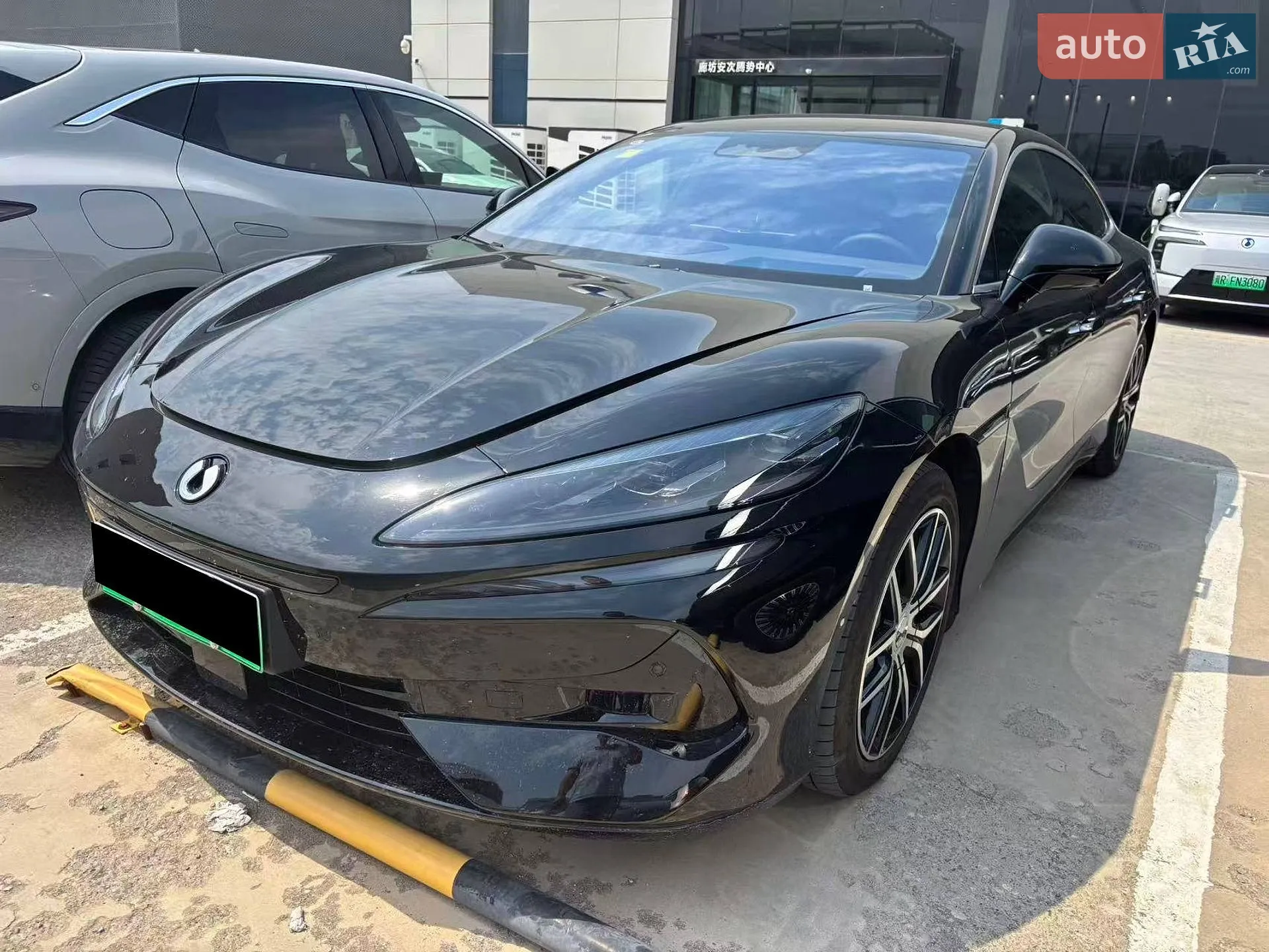 AUTO.RIA – Продам Denza Z9 2024 гибрид (phev) 2 седан бу у Одессе