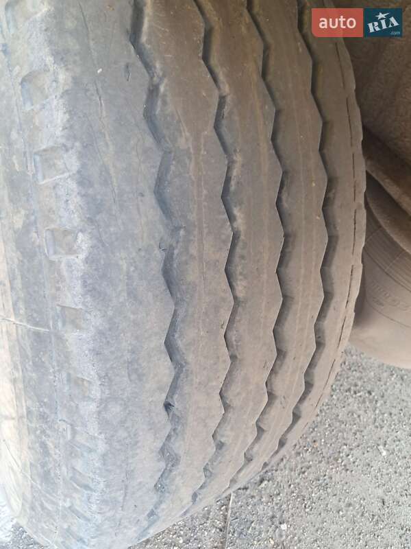 Зерновоз - напівпричіп Desot OPL 1999 в Кам'янець-Подільському