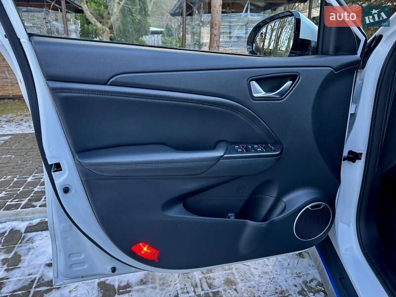 Внедорожник / Кроссовер DFSK Seres 3 2022 в Дрогобыче