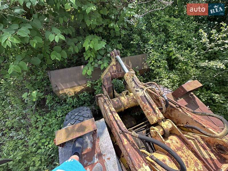 Бульдозер ДКТ 245 2000 в Рахове