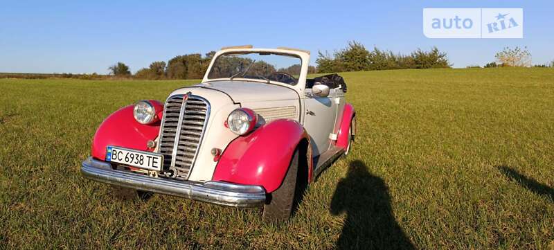 Кабріолет DKW F8 1939 в Львові