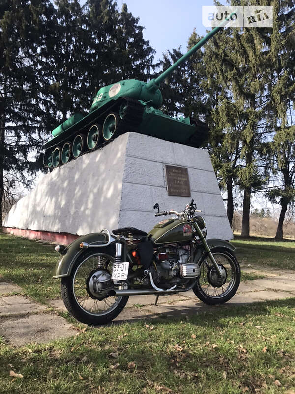 Мотоцикл Кастом Днепр (КМЗ) 10-36 1984 в Валках