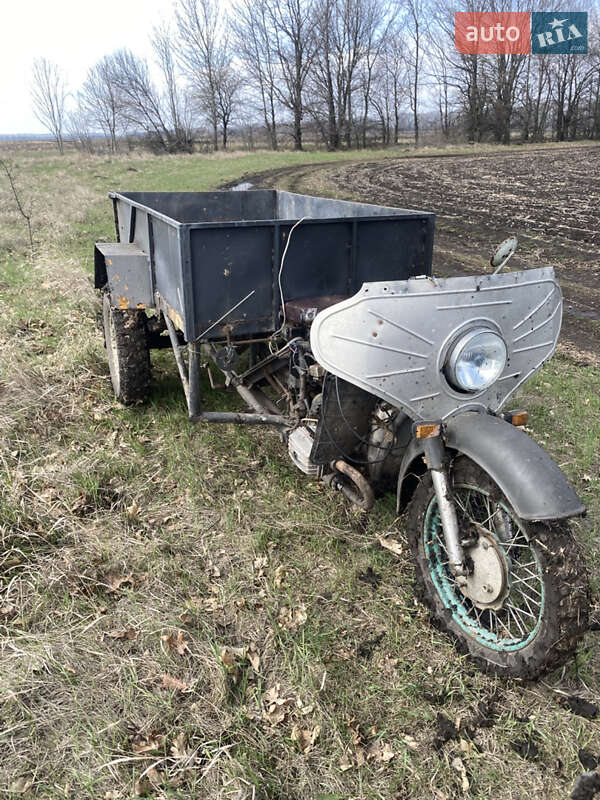 Грузовые трициклы Днепр (КМЗ) 10-36 1987 в Полтаве