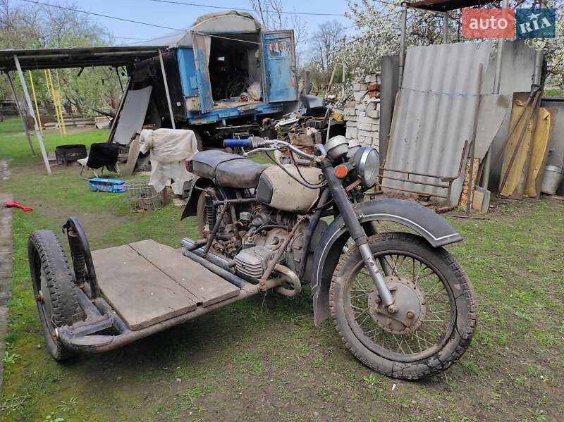 Мотоцикл з коляскою Днепр (КМЗ) Днепр-11 1990 в Горішніх Плавнях