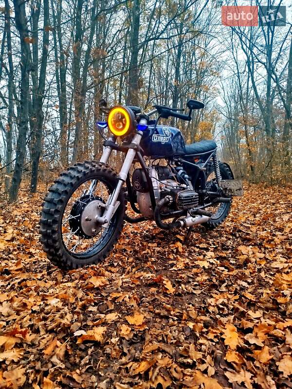 Днепр (КМЗ) Днепр-11 1990 Днепр (КМЗ) Днепр-11 1990