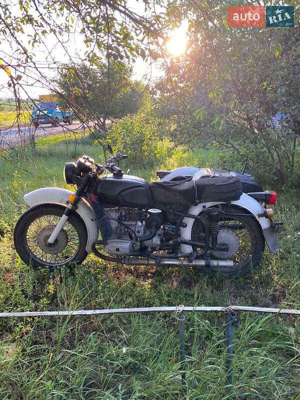 Грузовые трициклы Днепр (КМЗ) Днепр-11 1990 в Александровке (Краматорского района)