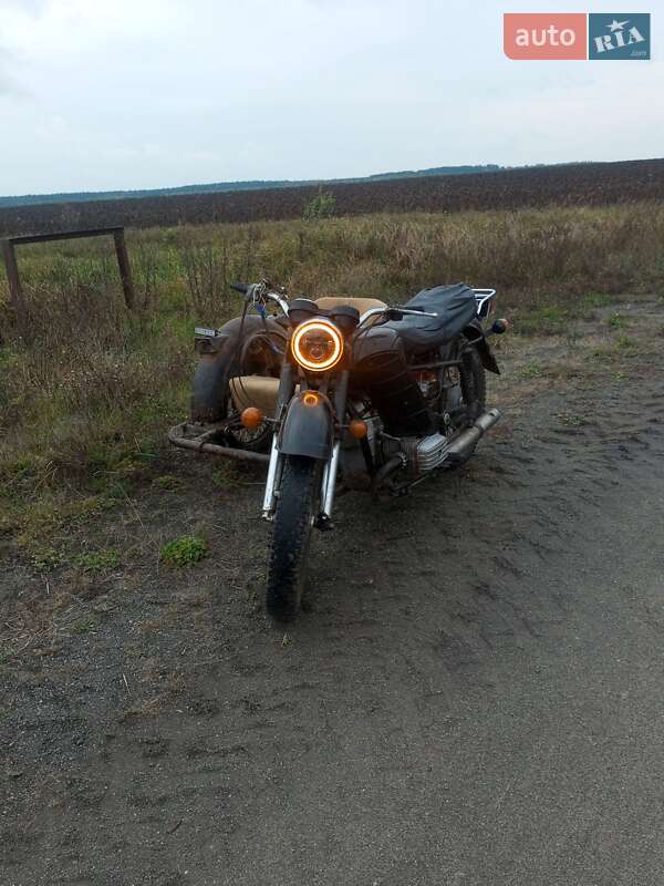 Днепр (КМЗ) Днепр-11 1985