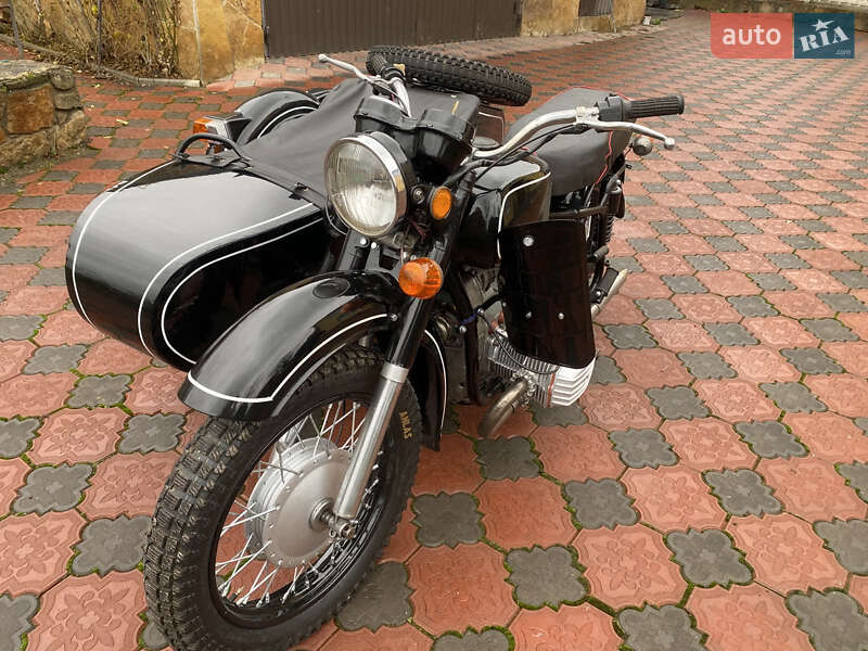 Мотоцикл Классік Днепр (КМЗ) Днепр-11 1988 в Могилів-Подільському