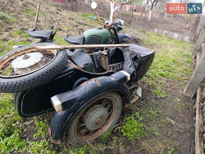Мотоцикл Классик Днепр (КМЗ) Днепр-12 1986 в Попельне