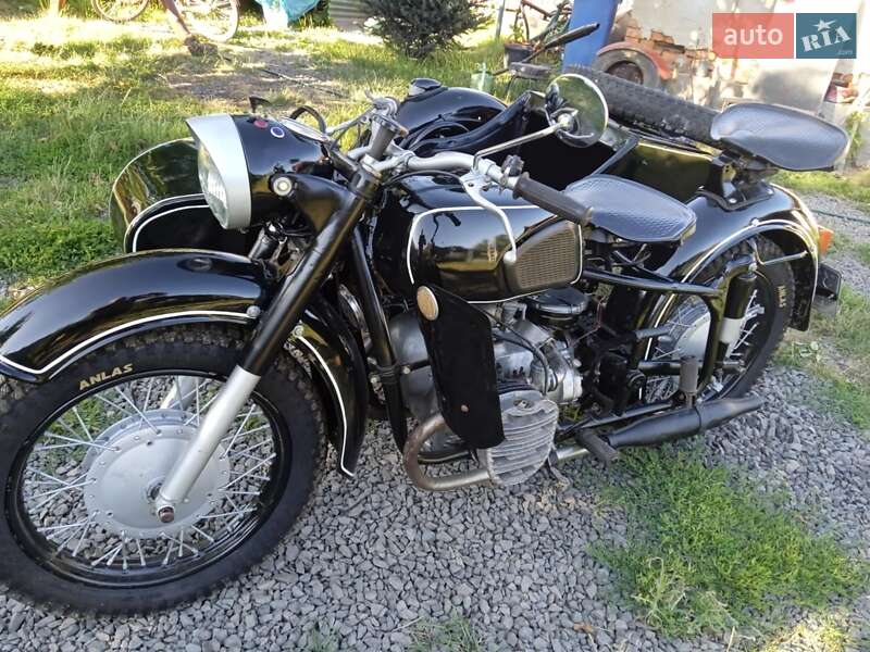 Вантажні моторолери, мотоцикли, скутери, мопеди Днепр (КМЗ) К 750 1982 в Ужгороді