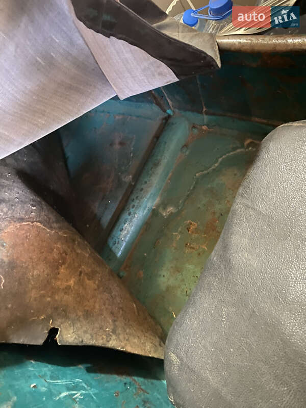 Мотоцикл Классик Днепр (КМЗ) МТ-9 1974 в Вольногорске фото 7 Мотоцикл Классик Днепр (КМЗ) МТ-9 1974 в Вольногорске