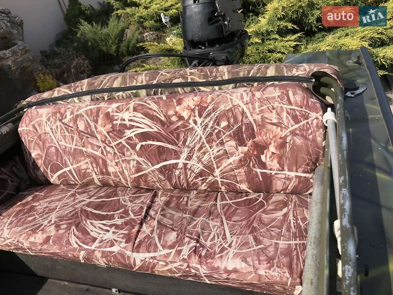 Катер Днепр 1 1980 в Дніпрі