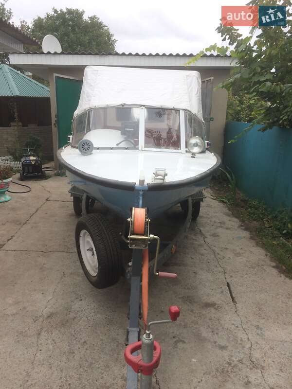 Катер Днепр 1 1980 в Конотопе
