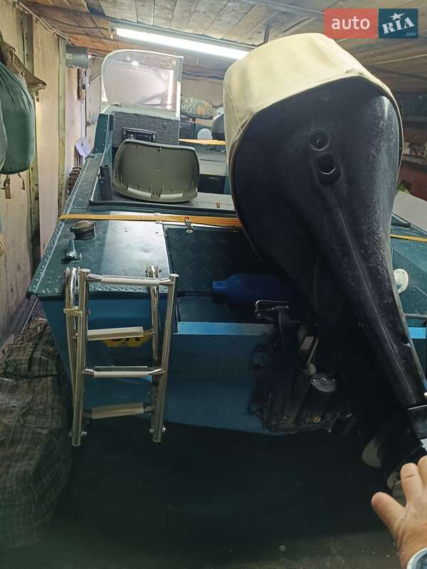 Катер Днепр 1 1986 в Полтаві фото 5 Катер Днепр 1 1986 в Полтаві