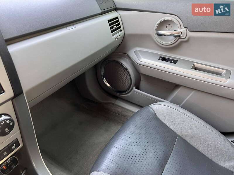 Седан Dodge Avenger 2008 в Изюме