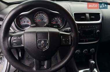 Седан Dodge Avenger 2013 в Смілі