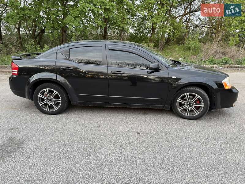 Седан Dodge Avenger 2008 в Тернополе