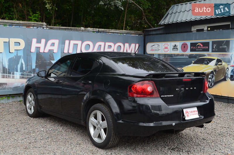 Седан Dodge Avenger 2012 в Киеве