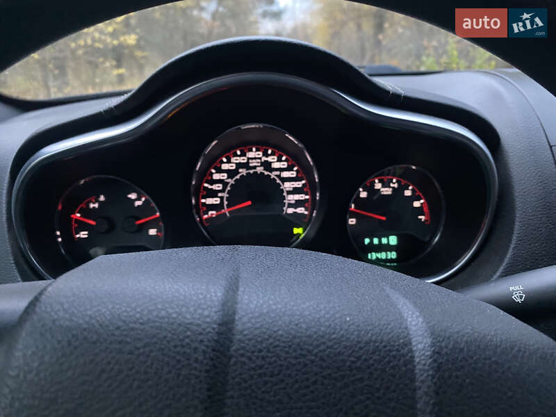 Седан Dodge Avenger 2013 в Днепре