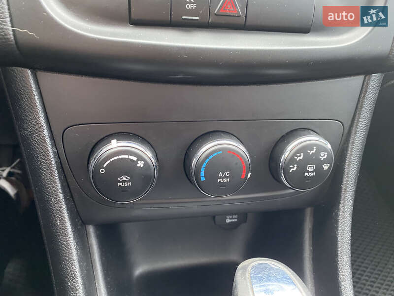 Седан Dodge Avenger 2012 в Полтаве фото 26 Седан Dodge Avenger 2012 в Полтаве