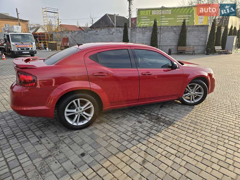 Седан Dodge Avenger 2013 в Кропивницком