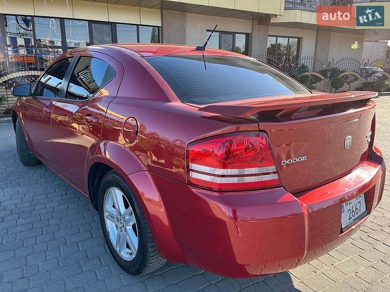 Седан Dodge Avenger 2010 в Шепетовке