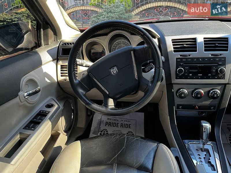 Седан Dodge Avenger 2010 в Шепетовке
